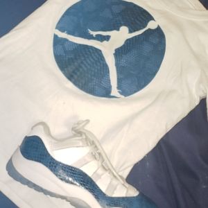 Jordan size 11 kids shirt